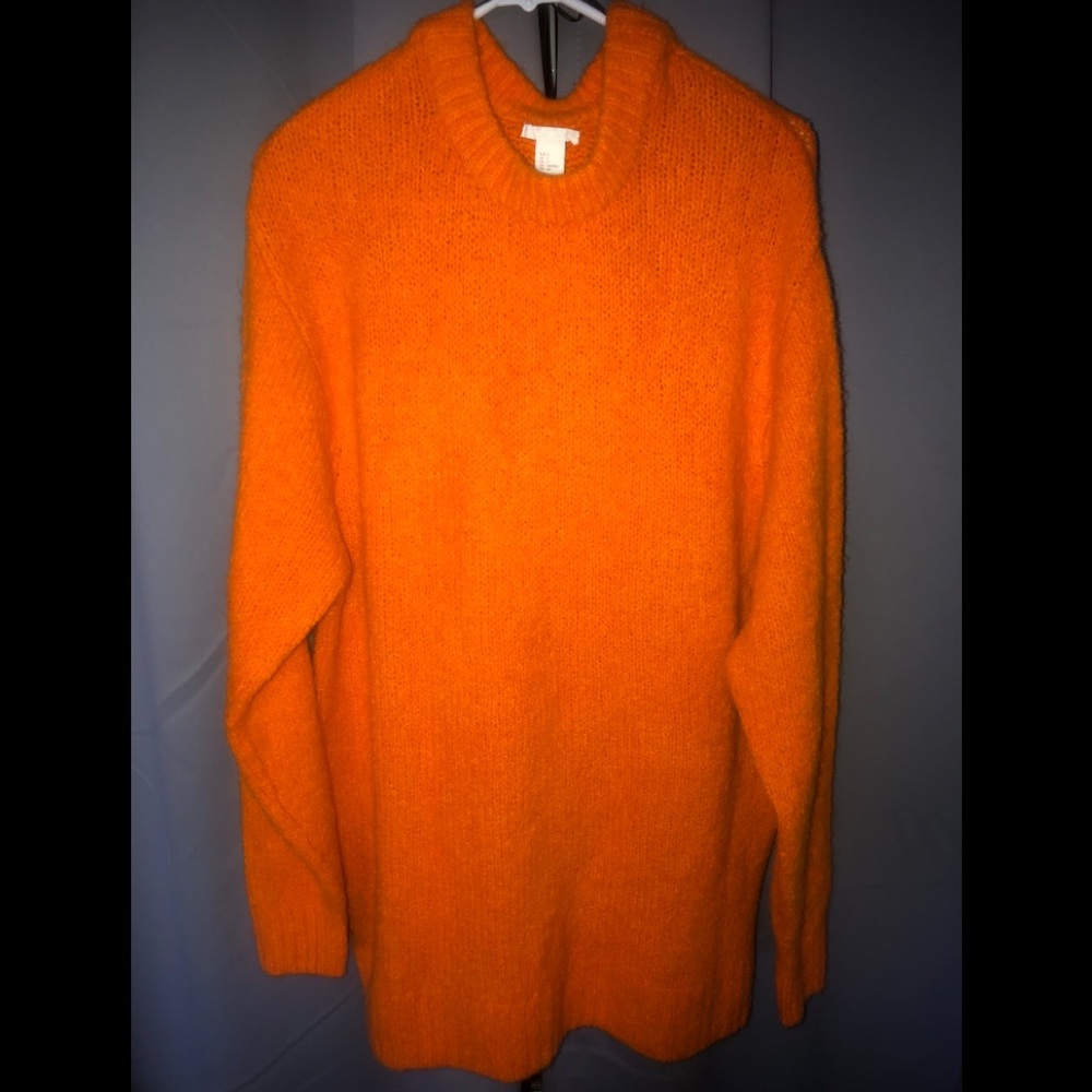 ***BRAND NEW*** Small-XL H&M Oversized Sweater